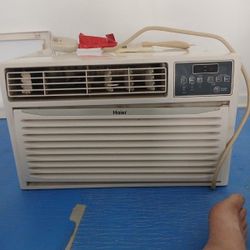 Wall Air conditioner  220V 