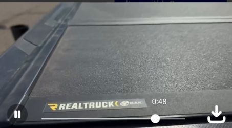 Tapadera de la mejor calidad seminueva. La vendo por que la compre para una chevy 4 puertas pero solo le queda a las tendrás o tacomas de 65 o 66 pulg