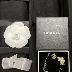 Chanel Bracelet with Logo & pearls