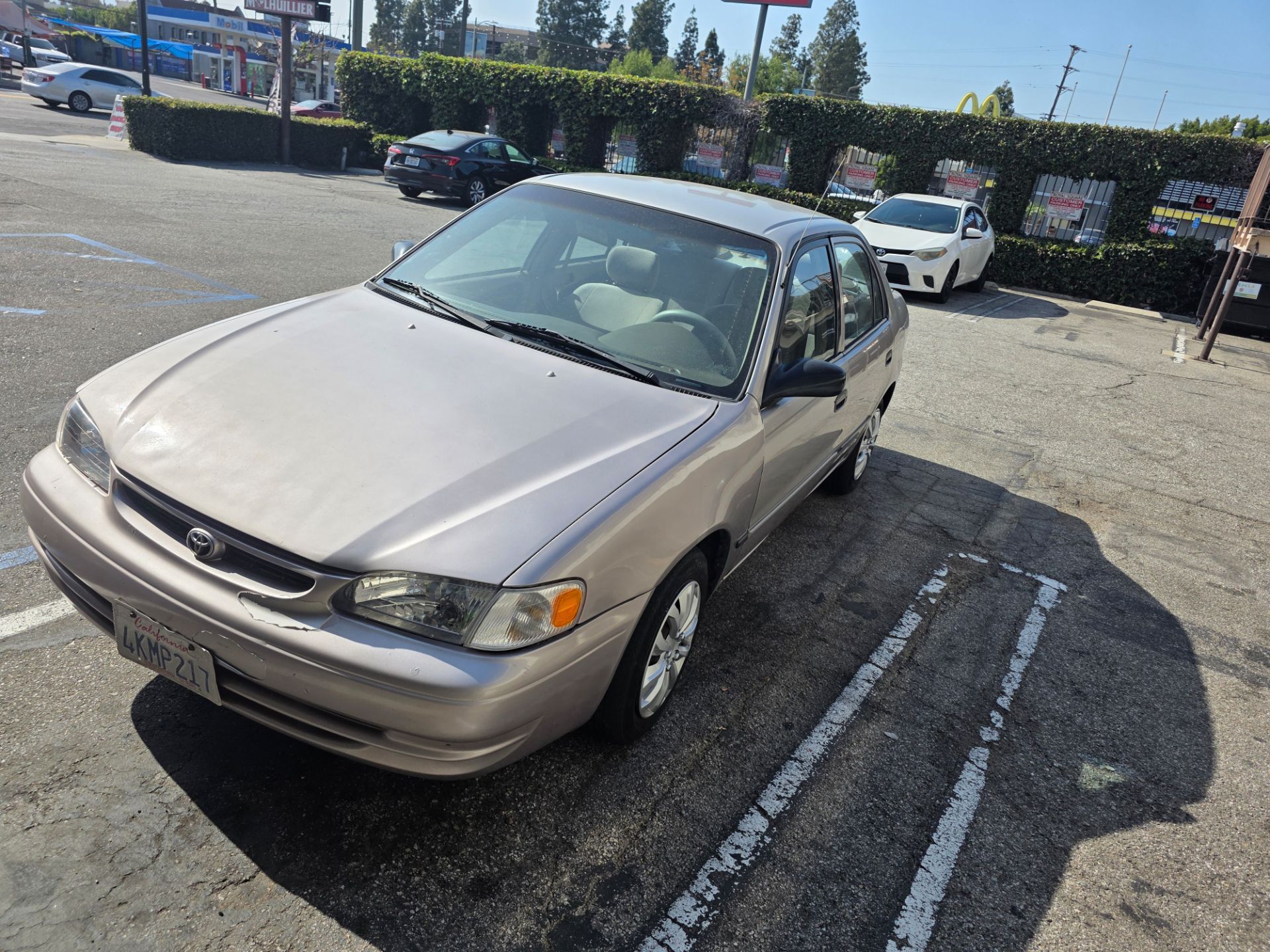 2000 Toyota Corolla