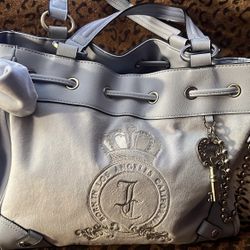 Light blue juicy couture day dreamer purse 