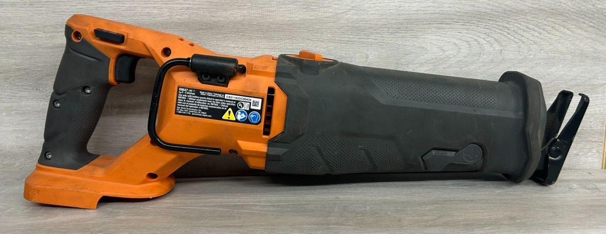 RIDGID 18V Brushless Cordless Reciprocating Saw R8647 (PO1015543)