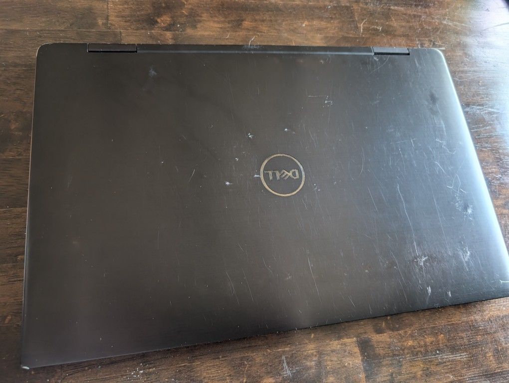 Dell XPS 15 9575