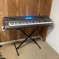 piano casio wk-1800 exelente 