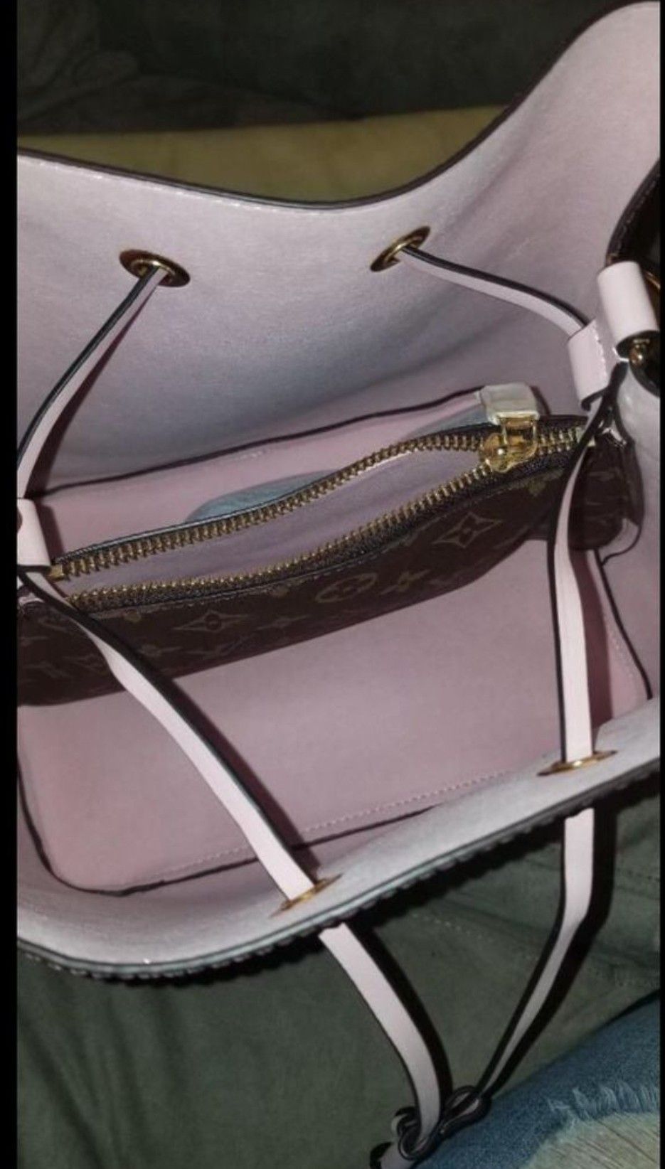 Louis Vuitton NeoNoe Pink Bucket bag for Sale in La Puente, CA - OfferUp