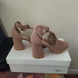 Andrea Heels Size 8 