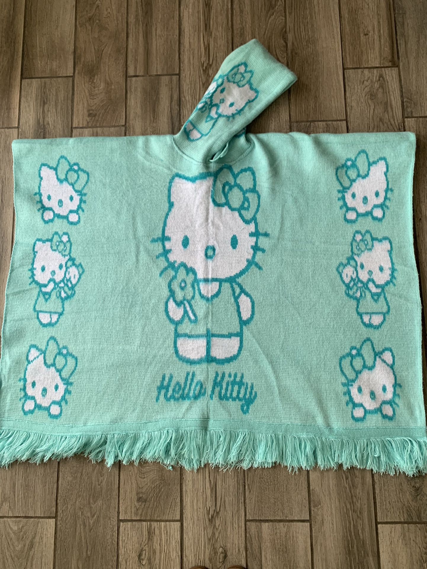 Hello Kitty Poncho