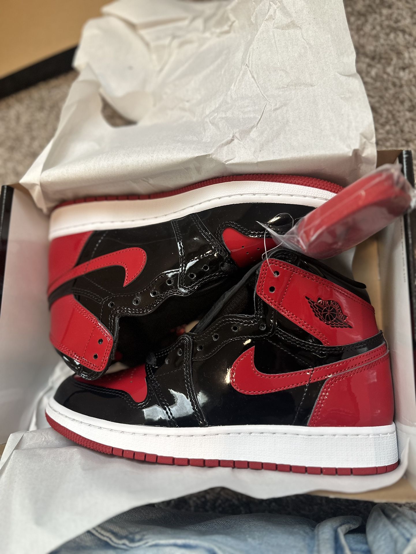 Air Jordan 1 High Bred GS Size 7y (2021)