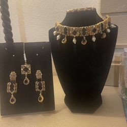 Necklace Set 