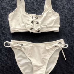 Venus BOND GIRL like bikini White