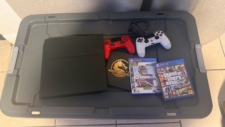 PS4 Console Bundle with 2 Controllers and 3 Games