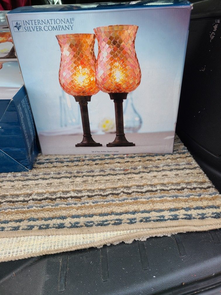 7 Multi Color Sets Of Electric Lamps