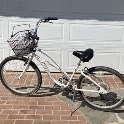 ELECTRA CRUISER 7 Women's Beach Cruiser Bicycle Bike.