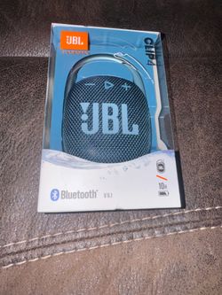 JBL Clip 4