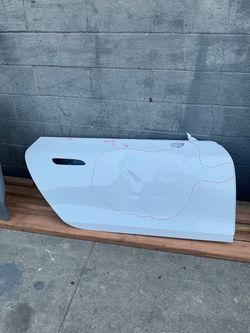 2022 - 2024 MERCEDES SL63 AMG - FRONT RIGHT PASSENGER SIDE DOOR SHELL OEM