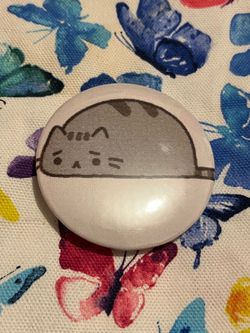 Pusheen pin