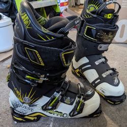 Salomon Quest 14 Energyzer 130 Ski boots 26/26.5 (308mm)