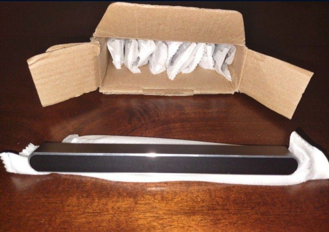 Cabinet Pull in Matte Black finish with silver edges 10Pk