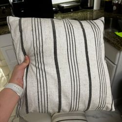 Decorative cushions/Cojines decorativos 