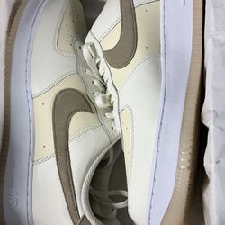 Men’s Nike Air Force Ones 