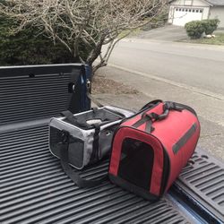 Small Dog Cat Rabbit Bunny Kennel Soft Crate Carrier Like New 20” L by 10” W by 10” H $20 Each