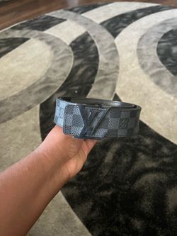 Black Louis Vuitton belt size 38