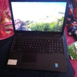 Laptop DELL