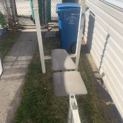 Bench 