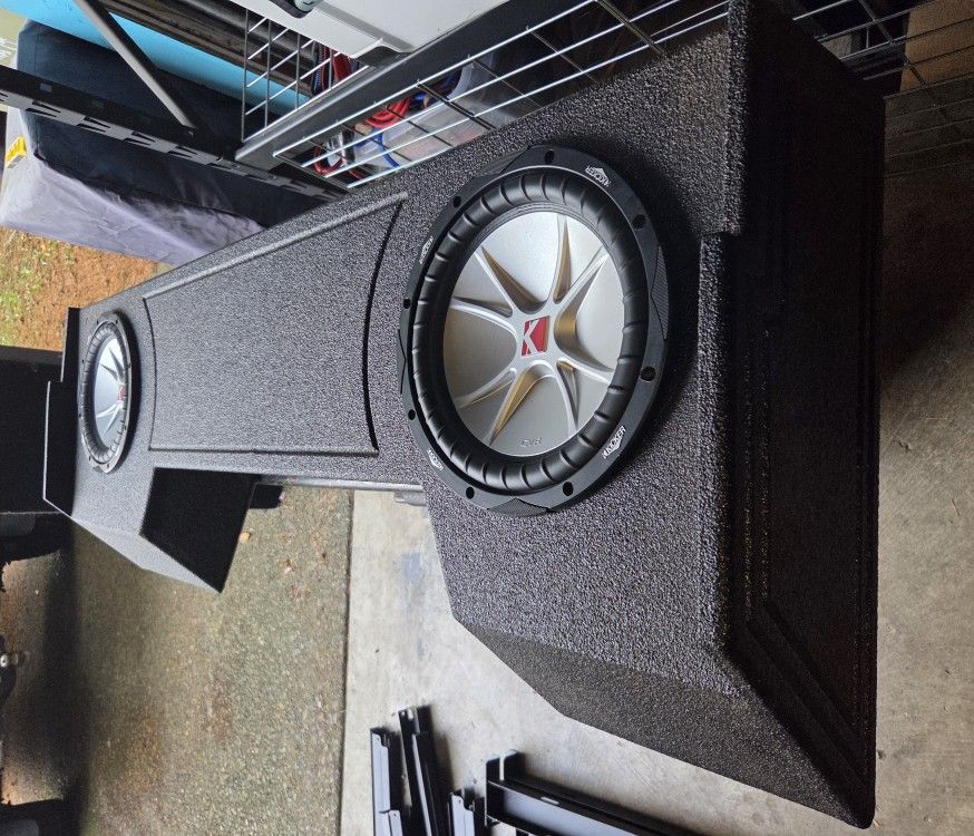10" KICKER CVR. Dodge Truck Box
