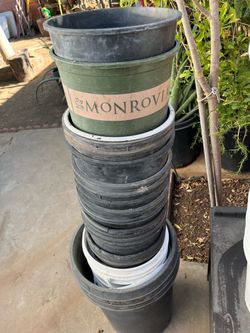 Mixed Lot of Used Plastic Nursery Pots buckets