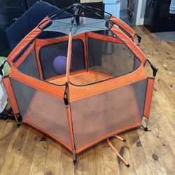 POP 'N GO PLAYPEN 