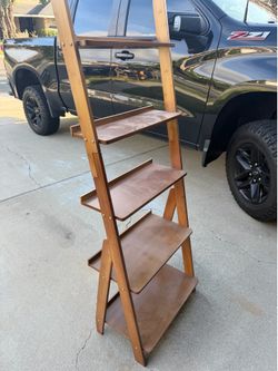 Shelf