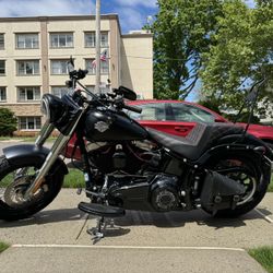 2017 Harley Davidson Softail Slim