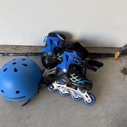boys blades and helmet like new