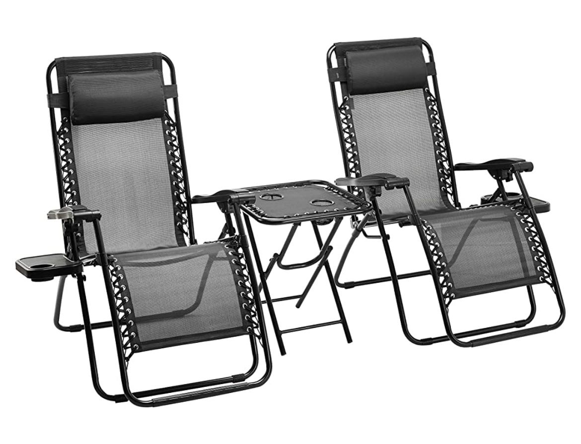 Amazon Basics Outdoor Textilene Adjustable Zero Gravity Folding Reclining 3-Piece Lounge Chair Set with Side Table, Black