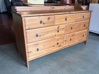 IKEA Leksvik Low 7-Drawer Dresser