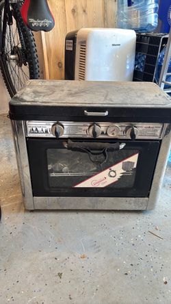 Camping oven