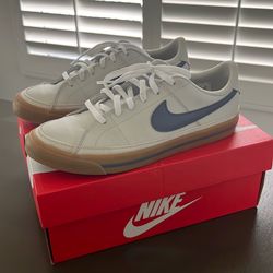 Boys Nike Court Legacy Shoe Size 5