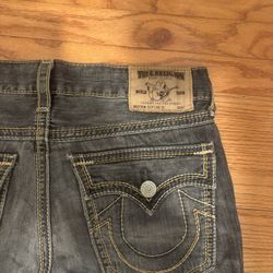 True religion “ROCKY ROAD” wash from 2010 tagged 34 fits like 36
