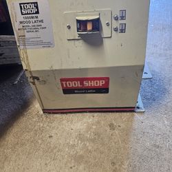 Tool Shop Wood Lathe 
