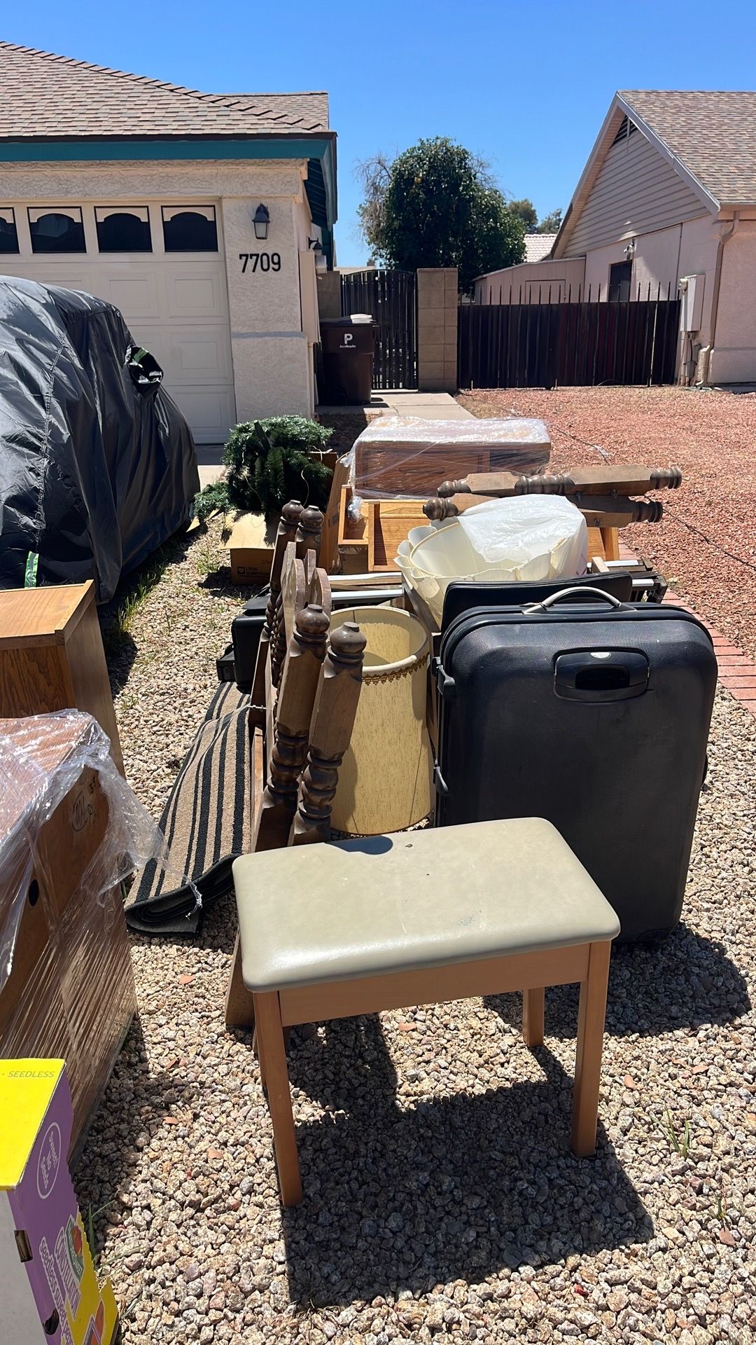 Free Furniture