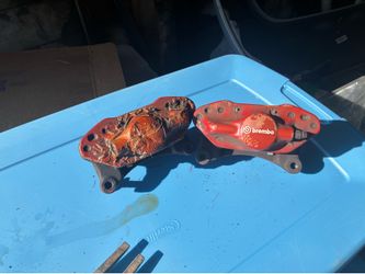 Mitsubishi Evo X Rear Brakes (Brembo)