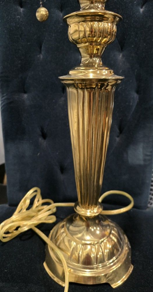 1960s Regency Style Vintage Brass Lamp