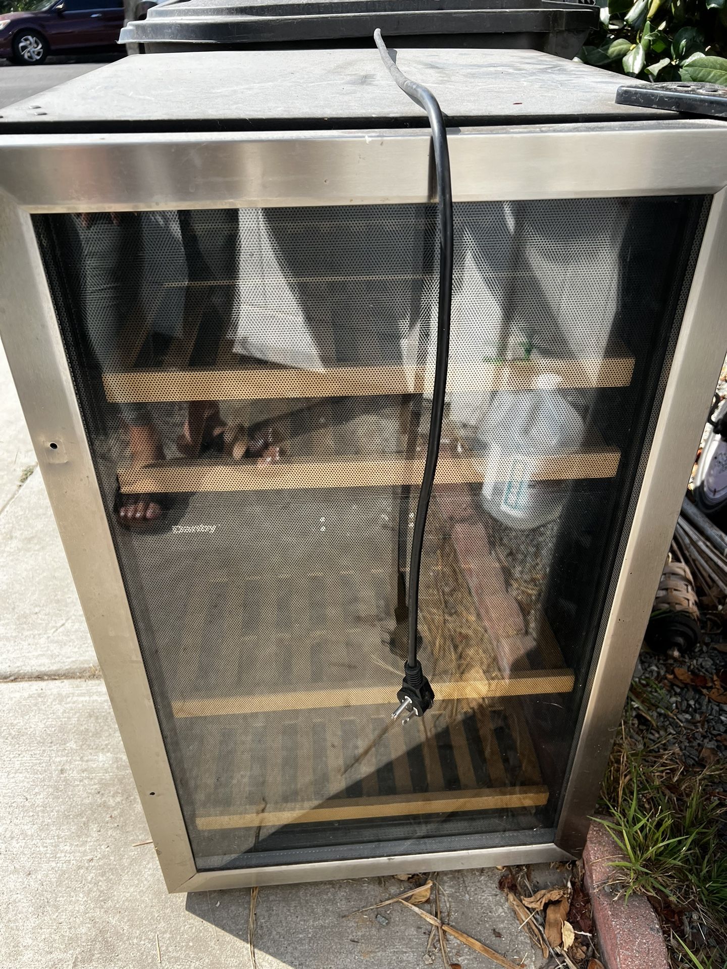 Danby Free Standing Wine Cooler for Sale in Anaheim, CA OfferUp