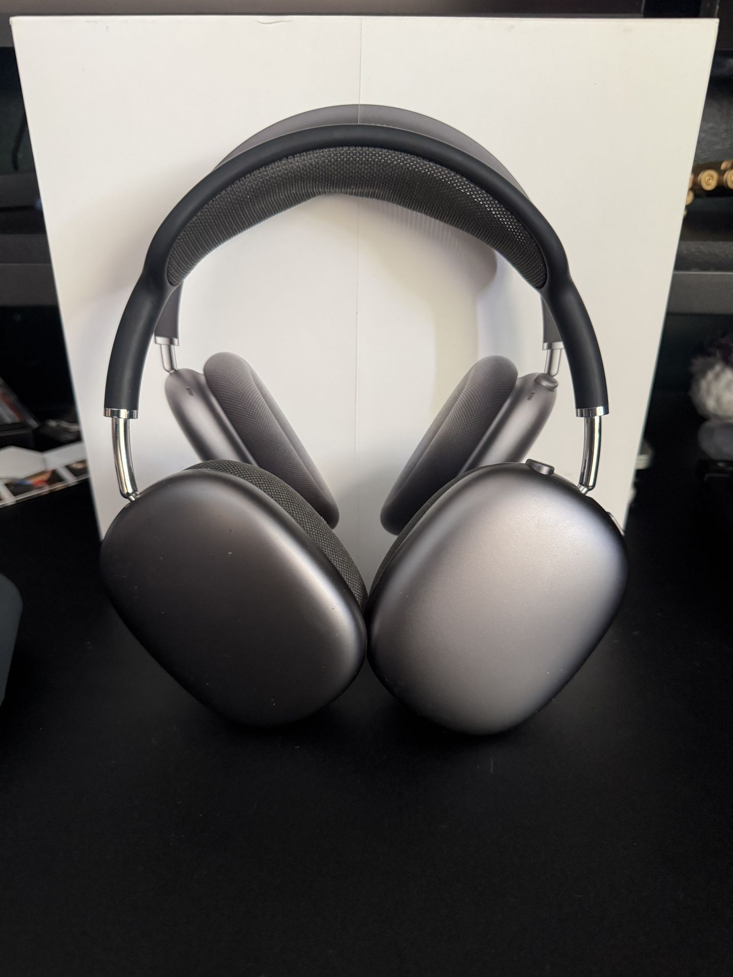 Apple AirPod Max Headphones Black