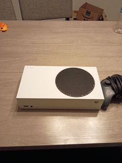 Xbox series s with wired controller
