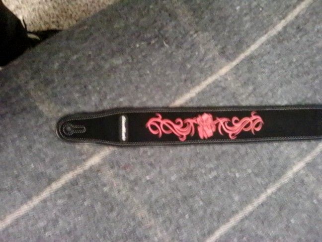 Spicy Leather Guitar Strap