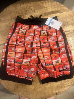Brand New Nike Boys Swim Trunks Shorts Size Medium