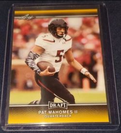 Patrick Mahomes MINT Rookie Card Gold