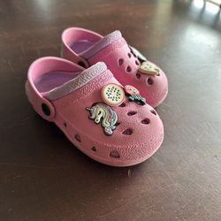 Toddler Girl Pink Imitation Crocs Sandal Shoe Size 9 
